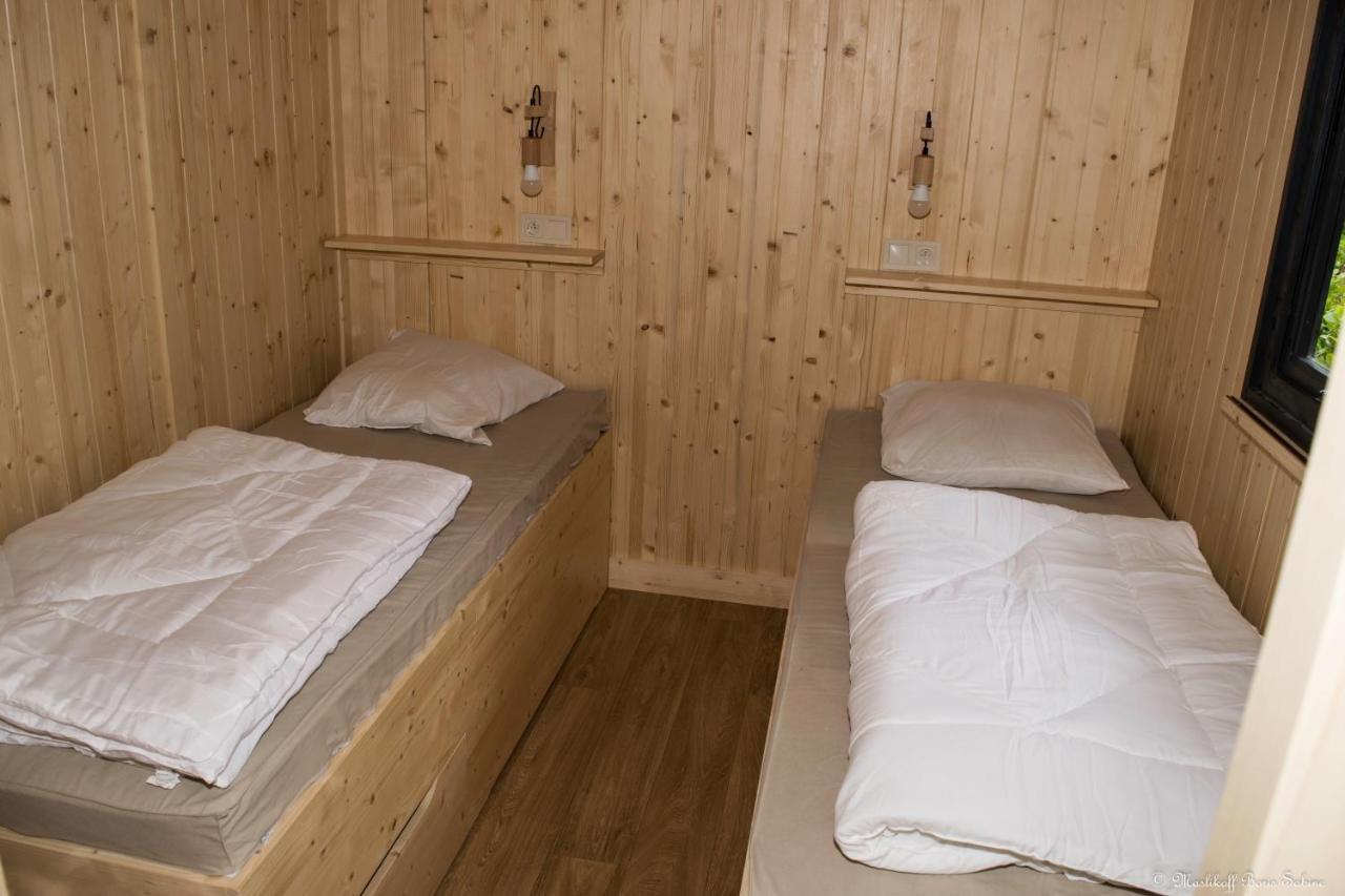 Camping Le Mouliat Hotel Moncrabeau ภายนอก รูปภาพ