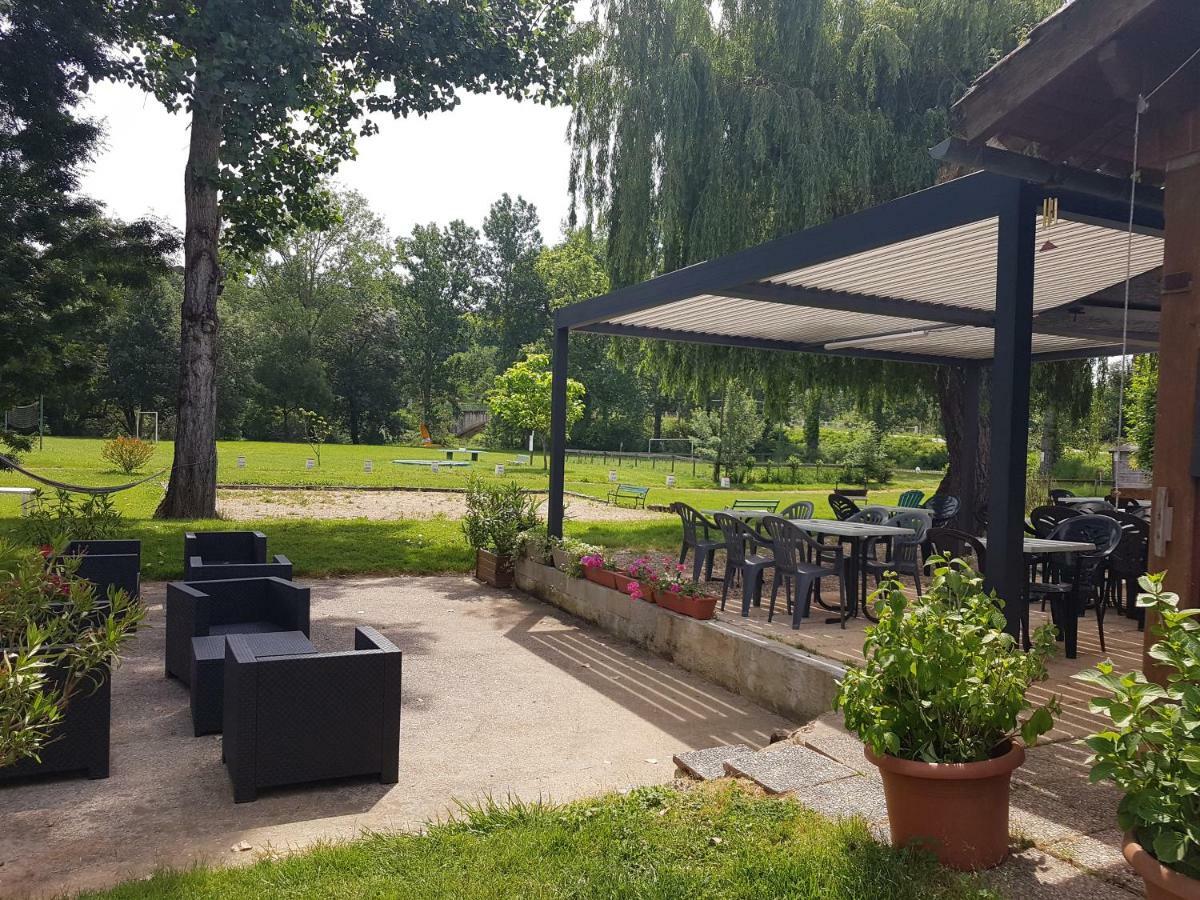 Camping Le Mouliat Hotel Moncrabeau ภายนอก รูปภาพ